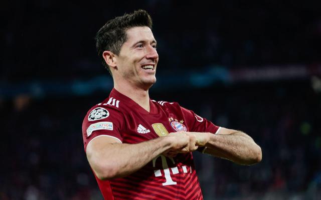 早报：求一个全是名场面的评论区