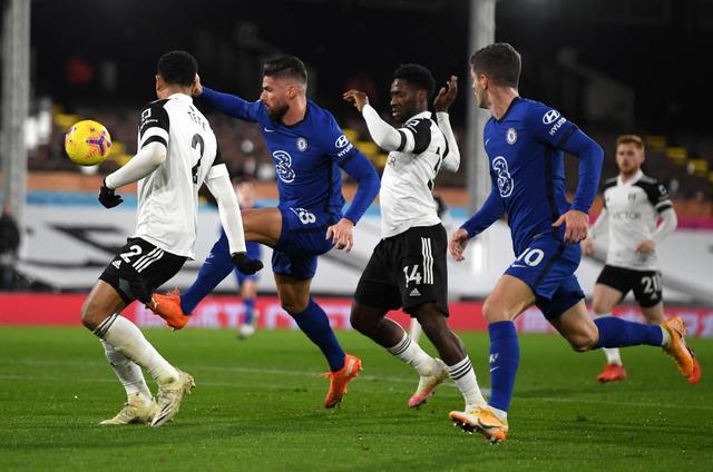 特里：我肯定同意萨拉赫的说法，他已经成为利物浦的替罪羊