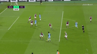 门将长传助攻惊艳全场