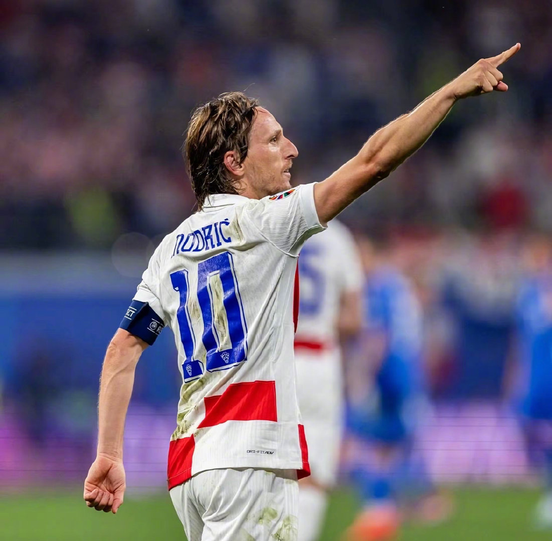 快船内线攻势持续发力